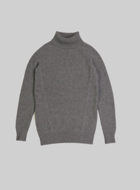 刁蛮公主 女士深灰色高领插肩袖九针羊绒上衣i-2