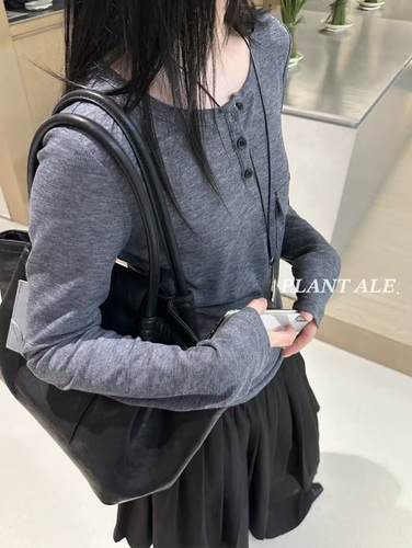 Plant Ale秋新款韩版打底衫显瘦排扣针织衫女