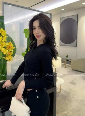 w美内搭Courre*多穿法 可拆解扣子 坑条纹显瘦针织上衣包臀裙套装