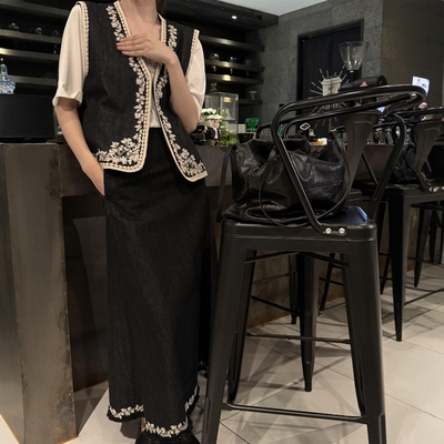 摩登197复古刺绣水洗伞状半身裙