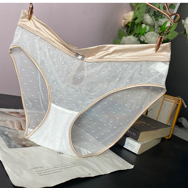 少女优雅波点低腰蝴蝶结内裤