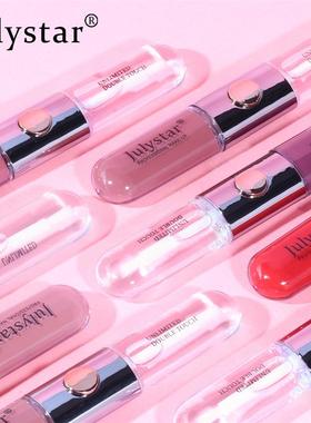 The water doesnt fade, and the lips do not stick on the che