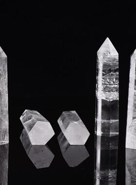 Natural white crystal pillar, single-point six prismstone mi
