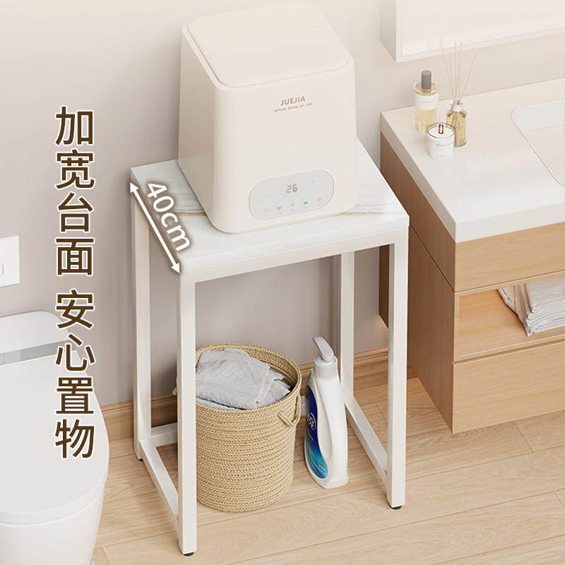 Mini-cleaning machine lockers in the bathroom, patching up t