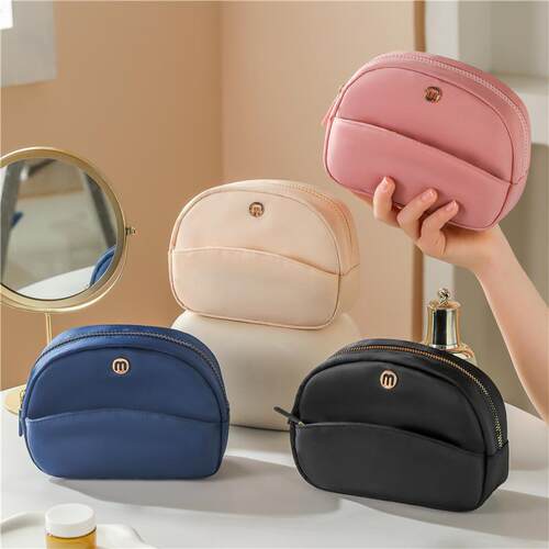 The Lulu Multifunctional Travel Mini-Modern Portal Red Packe