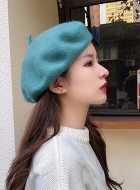 Ishiharas hat is like an English sheeps fur beret with a t