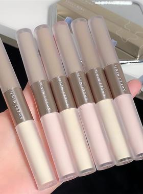 Make-up is light-colored, warm-skinned, skin-skinned, facial