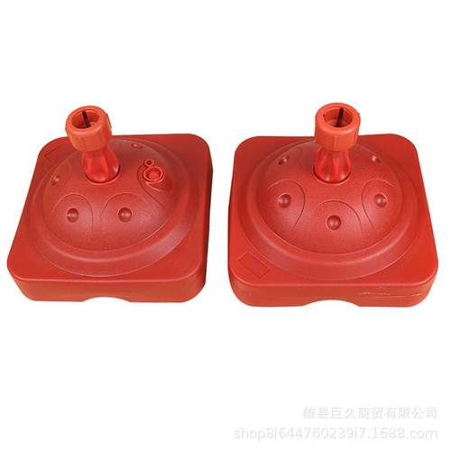 The balloon opening ceremony celebrates the wedding decorati