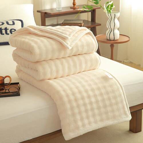 Cream blanket rabbit blanket office air-conditioning blanket