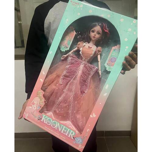 Its a birthday present for a 60-centimeter doll dressed lik