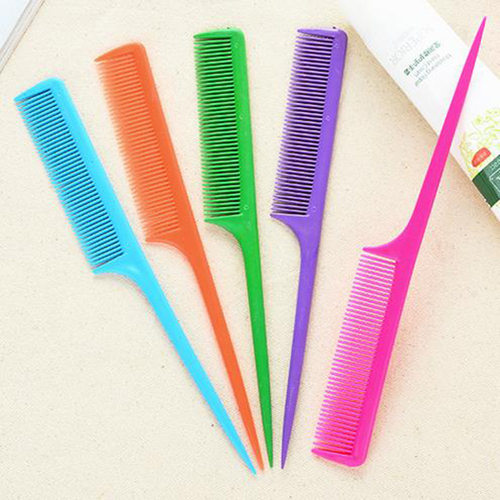 Colorful Combs Recommended for Styling Beautiful Hair, Can