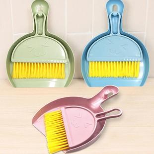 Desktop Broom and Dustpan Set, 2-piece Computer Keyboard Cle