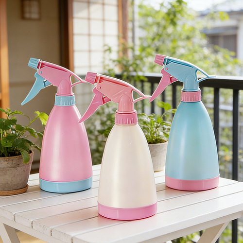 Hand-Pump Watering Can, Candy-Colored Sprinkling Can, Smal