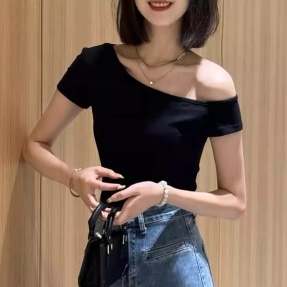 黑色斜肩纯欲风短袖t恤衫女夏季新款修身显瘦弹力不规则女INS上衣