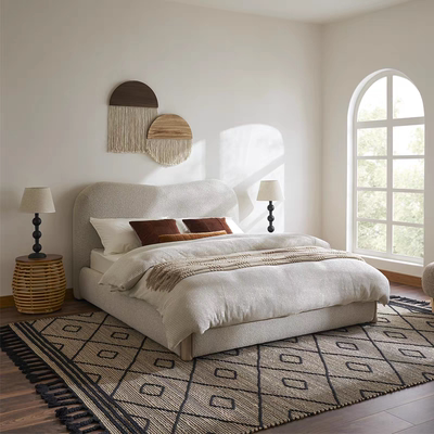 网红床北欧羊羔绒侘寂风卧室布艺双人床意式奶油主卧儿童软包落地