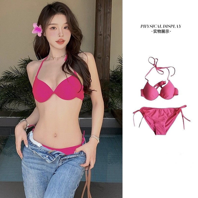 性感聚拢三点式比基尼泳衣度假