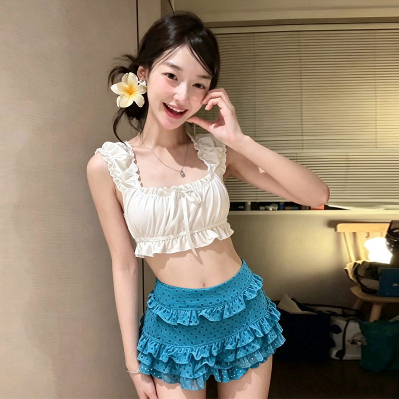 日系甜美荷叶边分体度假泳衣女