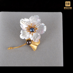 螺钿漆器贝雕胸针贝壳铜渡24k金胸托吊坠送生日结婚礼物贝壳胸针