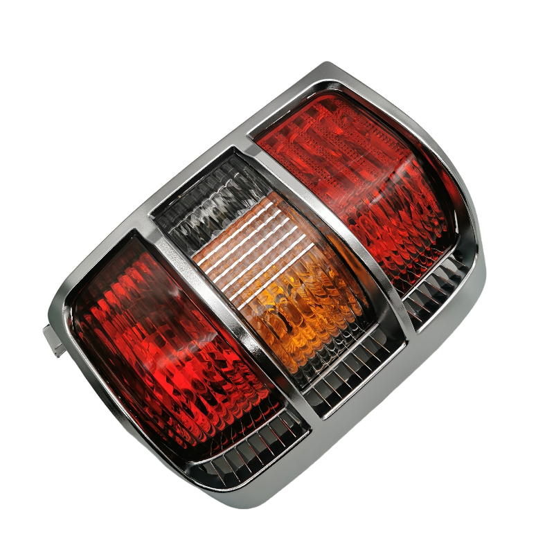 V31V33奇兵黑金刚后尾灯后大灯转角灯