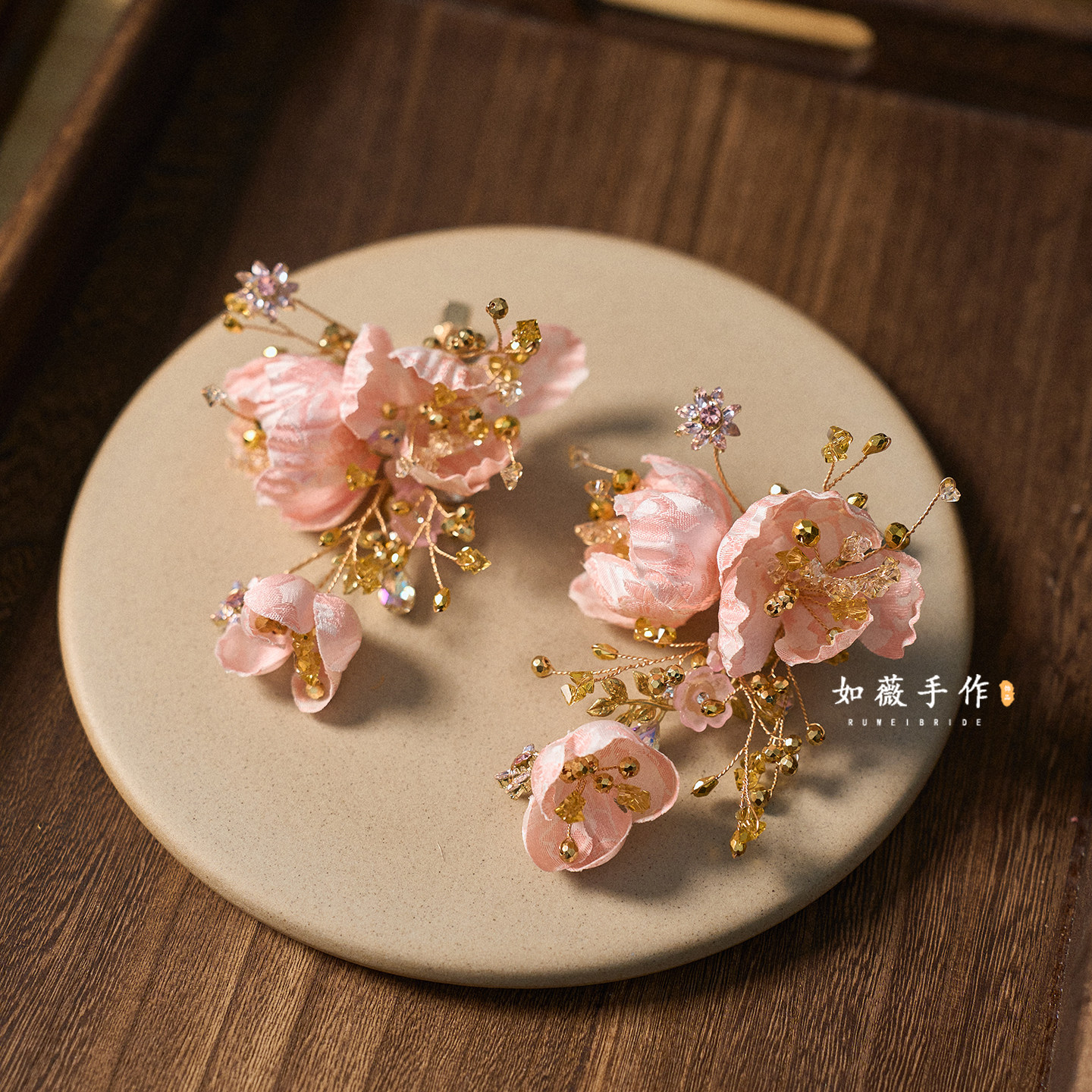 秀禾服新娘超仙头饰中式香槟粉甜美减龄高级感龙凤褂晨袍造型发饰