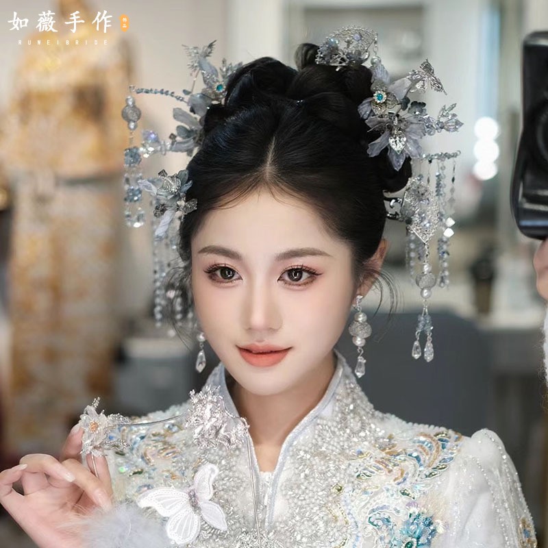 古风高级感银色扇子流苏发簪女雾霾蓝头饰新中式发饰古典婚礼配饰