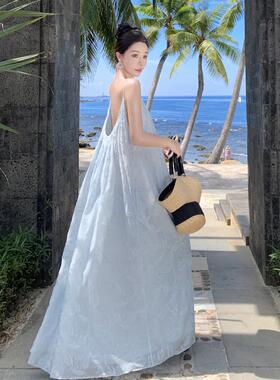 旅游度假吊带裙蓝色海边多巴胺沙滩大码拍照连衣裙沙滩裙海岛ootd