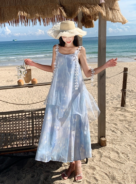 三亚海边度假沙滩裙海岛穿搭绝美旅游拍照法式蓝色吊带连衣裙长裙
