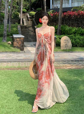 海边度假沙滩长裙三亚抹胸连衣裙红色吊带沙滩裙海滩绝美搭沙ootd