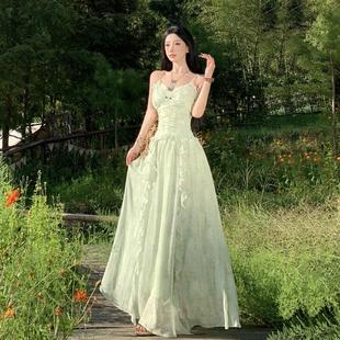 碎花裙吊带连衣裙女夏季 法式 高级感复古印花长裙度假风海边沙滩裙