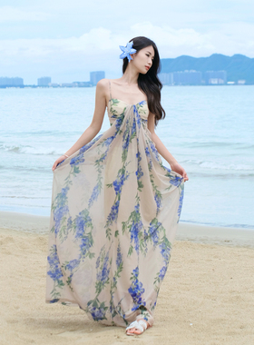 2025新款高端法式三亚海边绝美穿搭ootd沙滩裙吊带海滩超仙度假裙