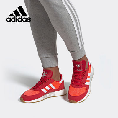 阿迪达斯正品耐磨低帮运动女板鞋