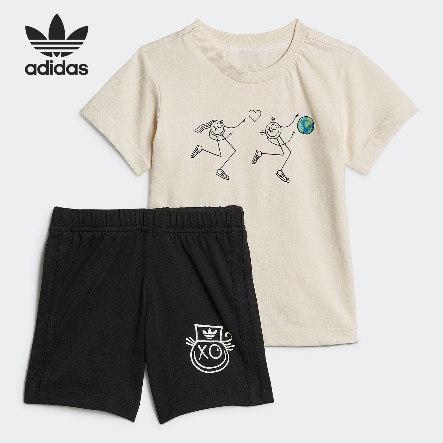 阿迪达斯夏季运动套装