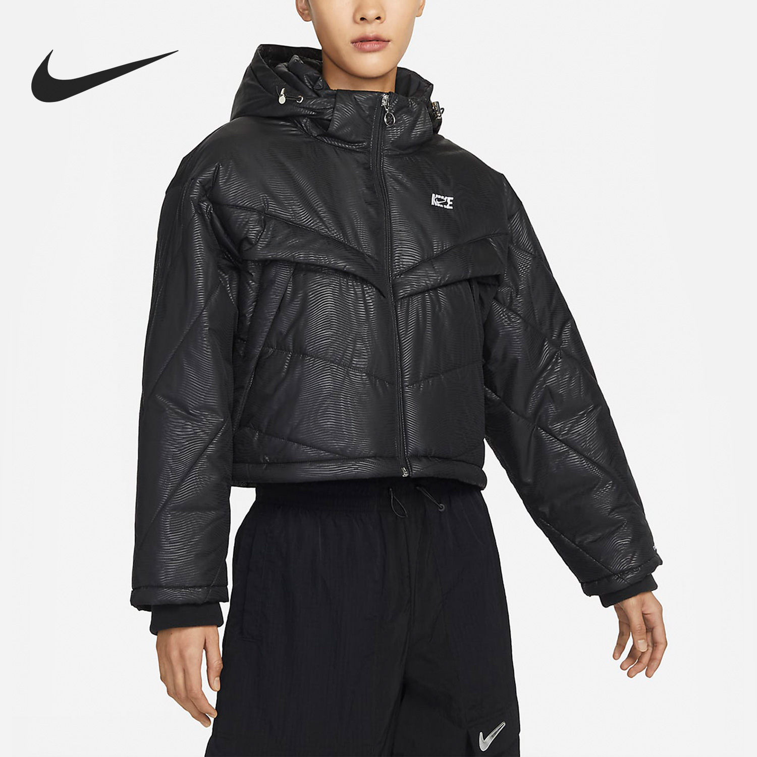Nike/耐克正品冬季女子运动保暖短款防风连帽棉服 DQ7150-010
