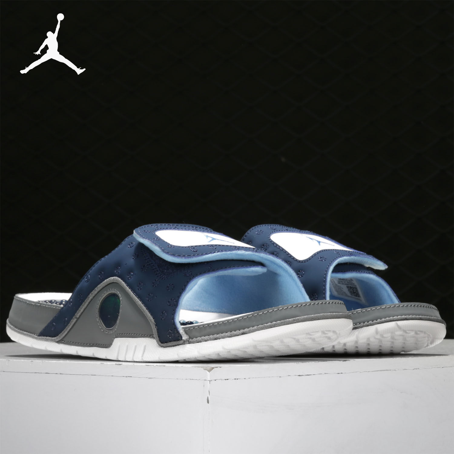 Nike/耐克正品 AIR JORDAN AJ13 男子运动休闲篮球拖鞋  684915