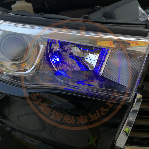 丰田汉兰达2015款 5050贴片 LED示宽灯 行车灯 示廓灯 牌照灯 2只
