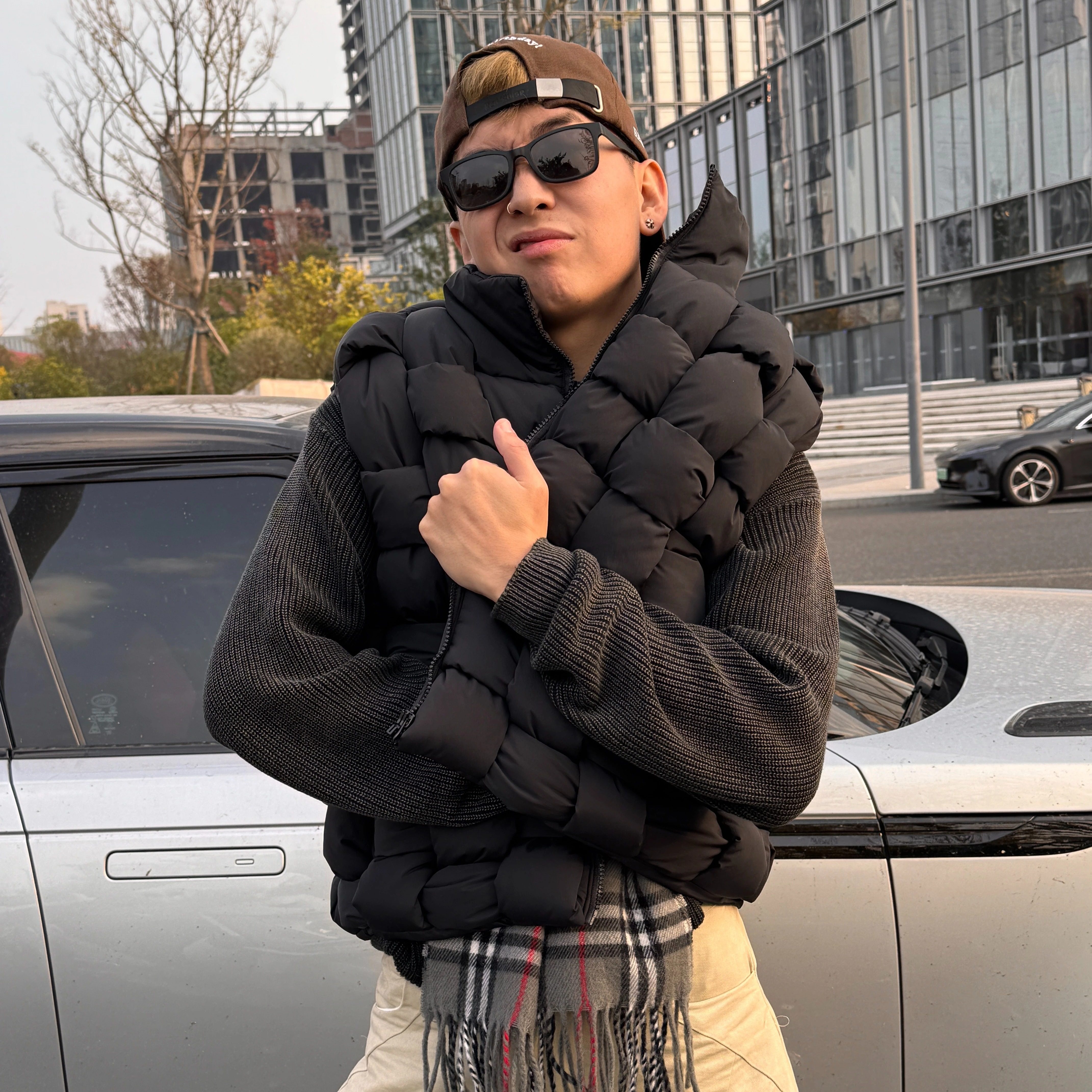 Nocircle新款复古小众手工编织夹棉常规马甲背心 黑色加厚棉衣