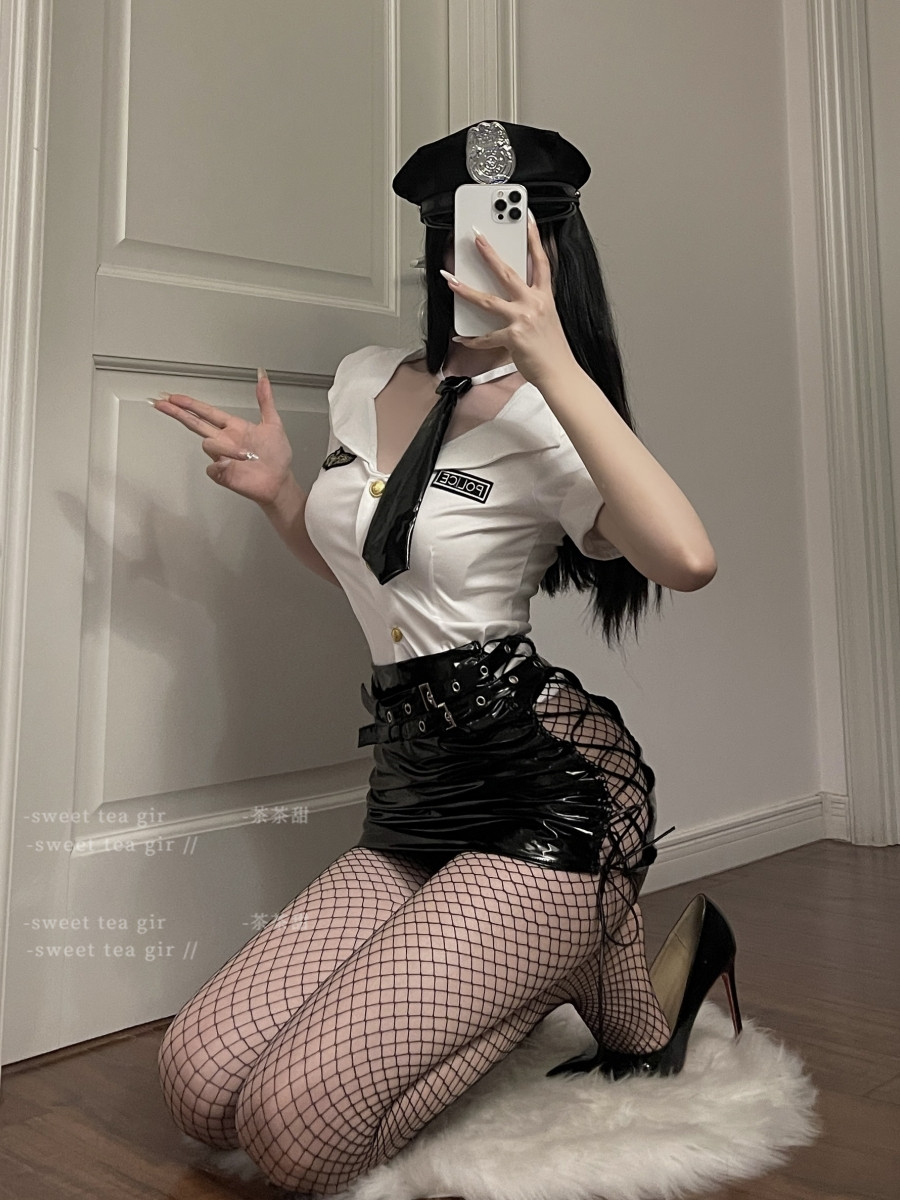 夜店女警制服诱惑激情漆皮套装