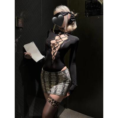 御姐轻熟油光丝滑秘书制服睡裙