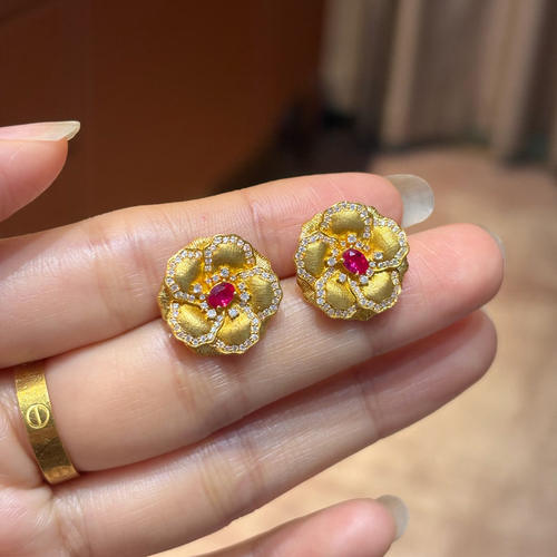 足金盛世牡丹花黄金耳钉轻奢复古