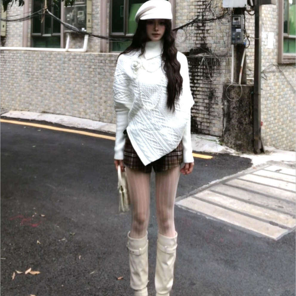 韩系白色高领毛衣可外穿内搭秋冬高级感蝙蝠袖慵懒风针织毛线上衣