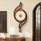 中古风钟表挂钟客厅2026新款 轻奢高级感高端实木创意艺术时钟挂墙