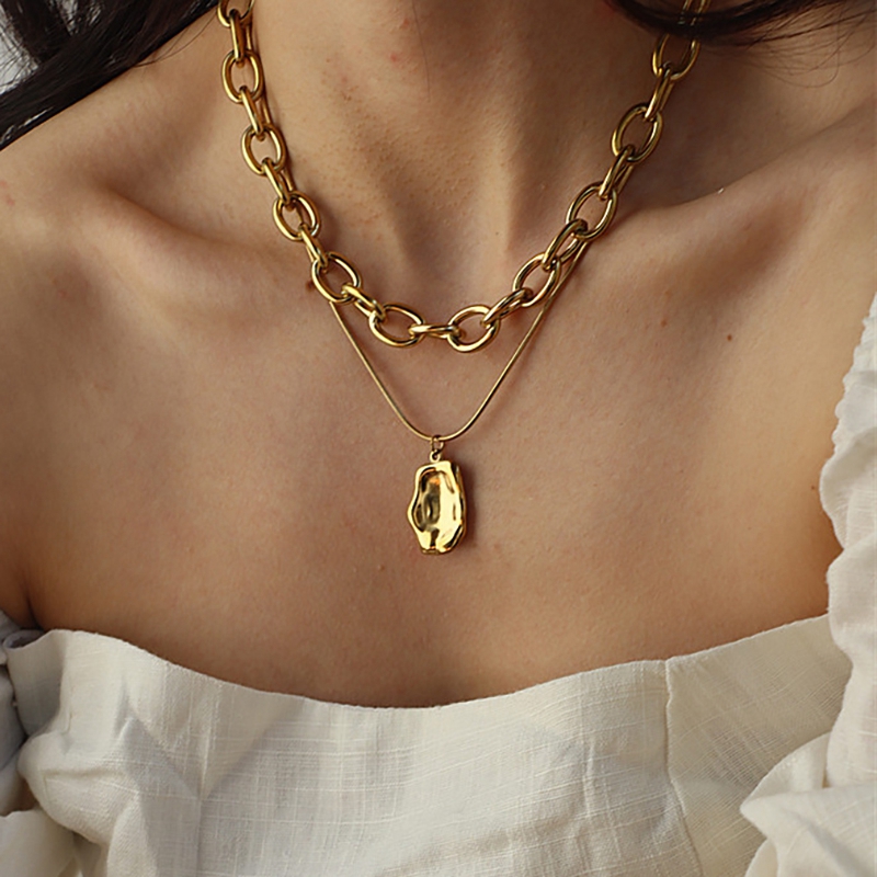 2023 New Punk Multilayered Gold Chunky Chain Choker Necklace