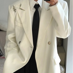 白色飞机扣西装 外套男小众设计感轻熟风上衣cleanfit垫肩休闲西服