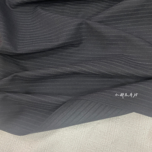 意大利进口 深灰色竖条暗纹精纺羊毛面料 西装套装裙子设计师布料