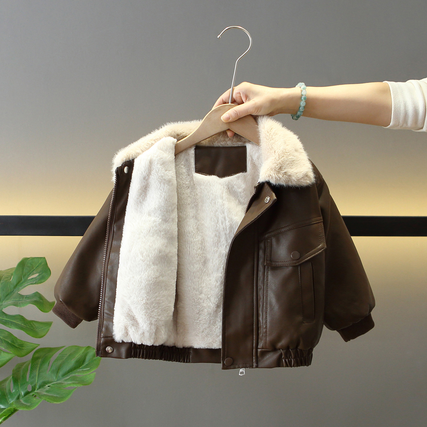 男童冬季加绒加厚酷帅PU皮衣外套