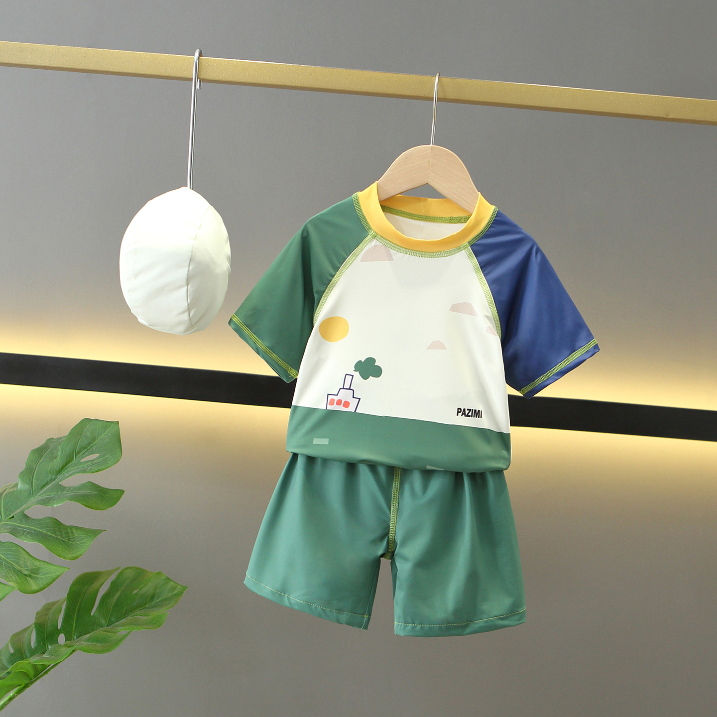 男童泳衣裤2025新款儿童夏季分体泳装宝宝防晒速干游泳衣冲浪服潮