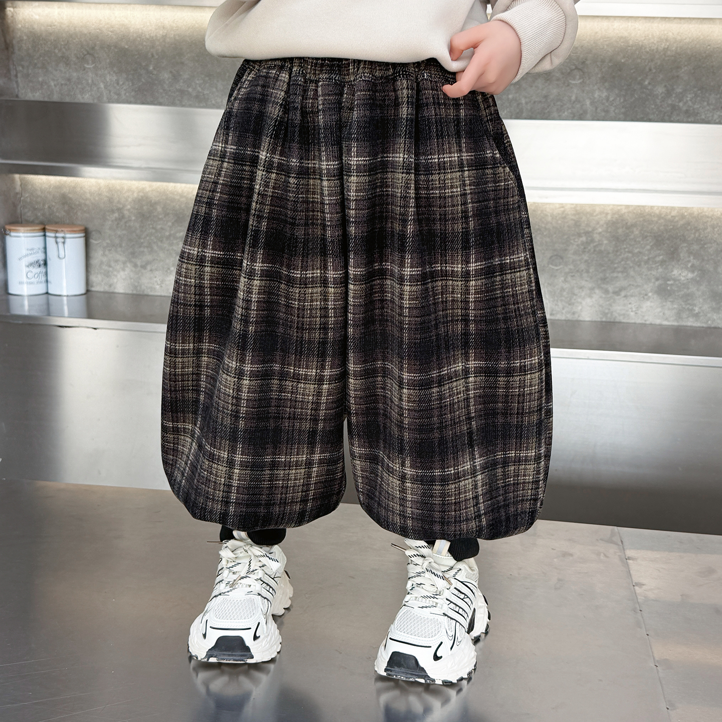 男童冬季帅气加厚一体绒格子裤子