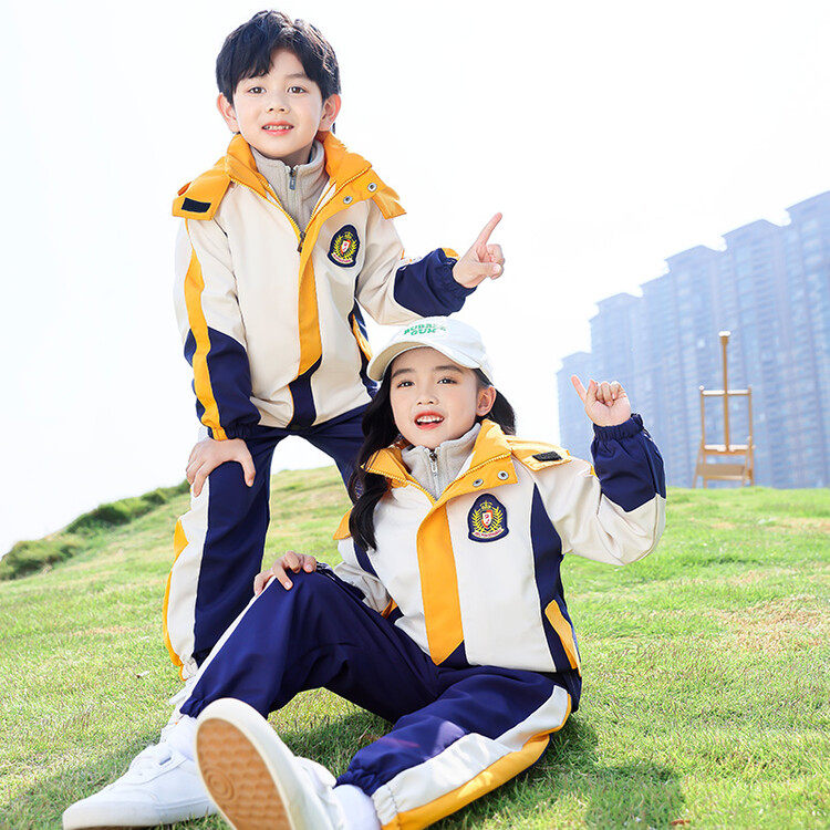 冬季新款运动会幼儿园园服班服中小学生校服套装儿童三合一冲锋衣