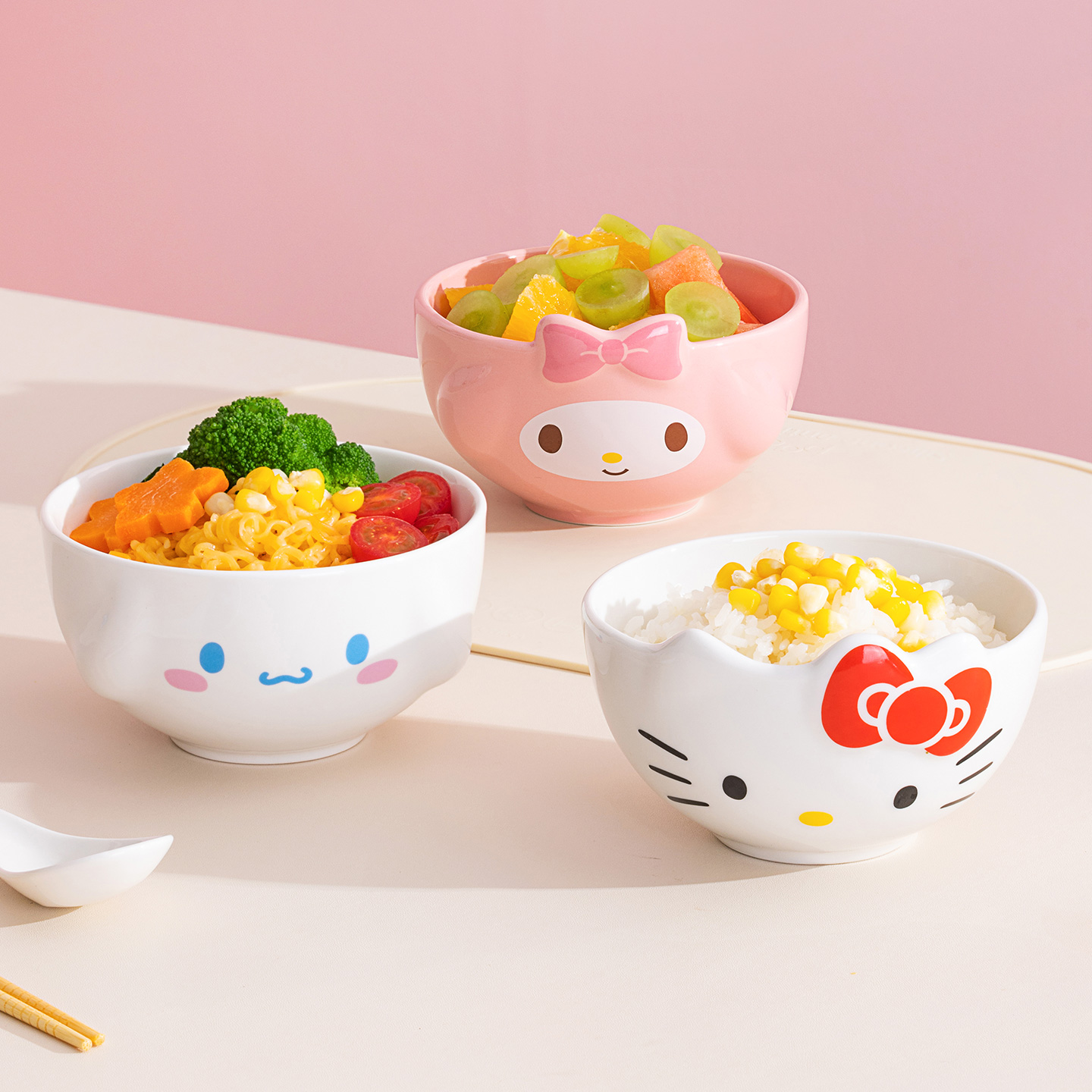 HELLOKITTY浮雕陶瓷饭碗家用