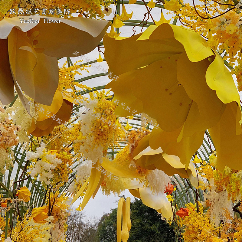 新疆庄园农场景区巨大型户室外美陈装饰纸艺花朵场景布置打卡道具